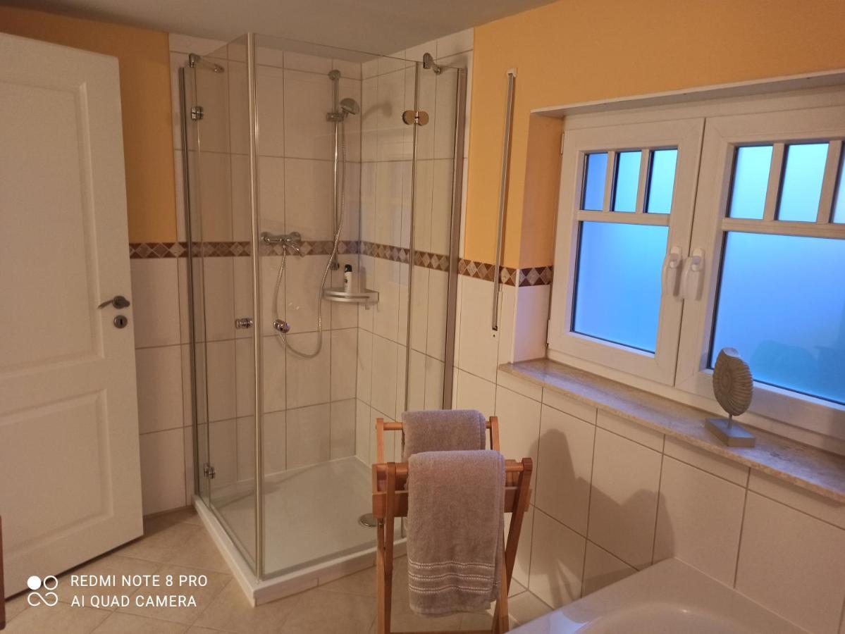 Schoene 77Qm Wohnung In Gehobener Lage Direkt Am Wald Rodenbach  Buitenkant foto