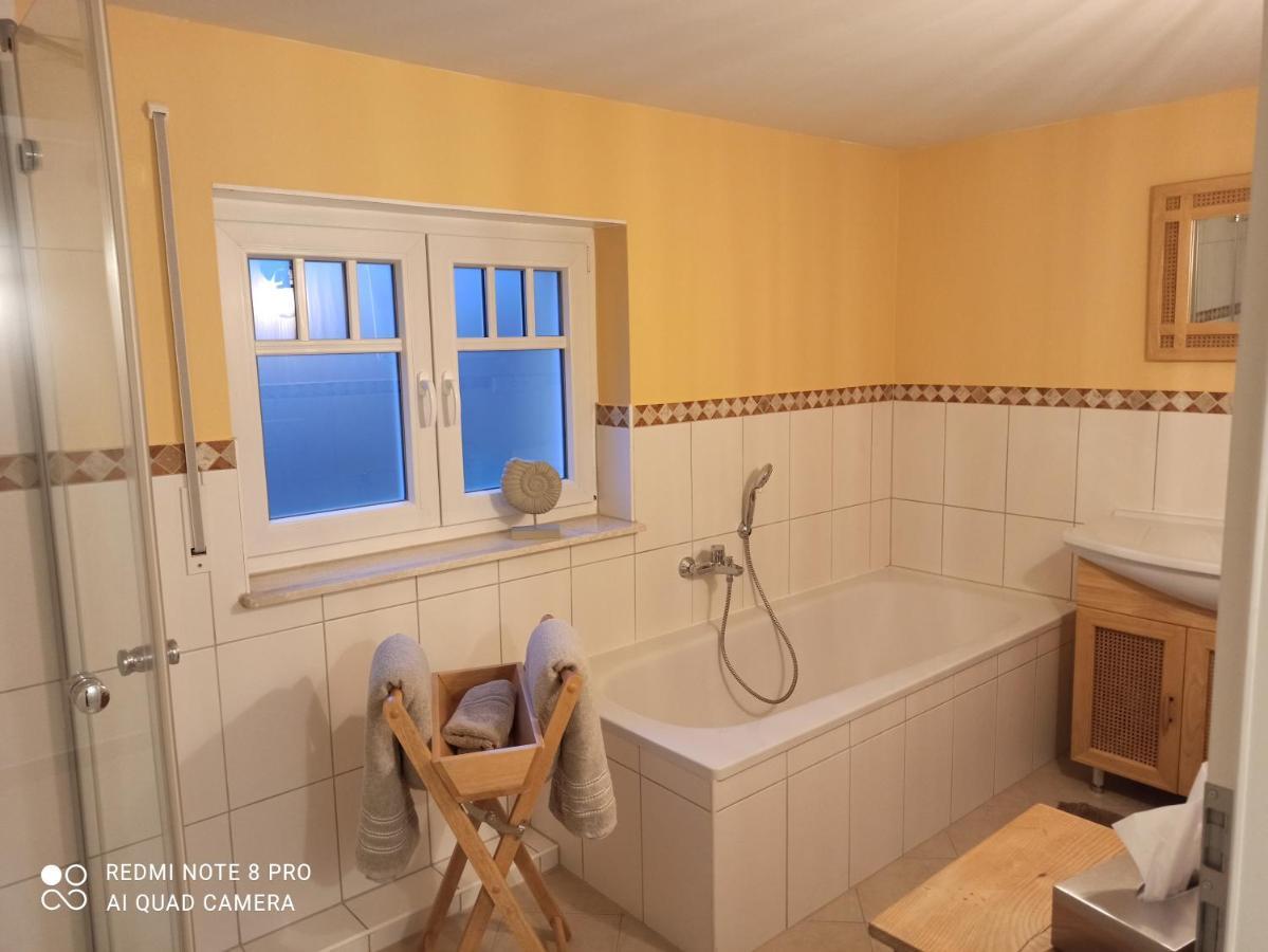 Schoene 77Qm Wohnung In Gehobener Lage Direkt Am Wald Rodenbach  Buitenkant foto