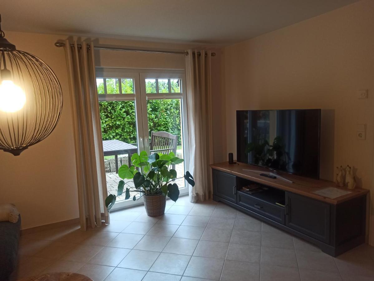 Schoene 77Qm Wohnung In Gehobener Lage Direkt Am Wald Rodenbach  Buitenkant foto